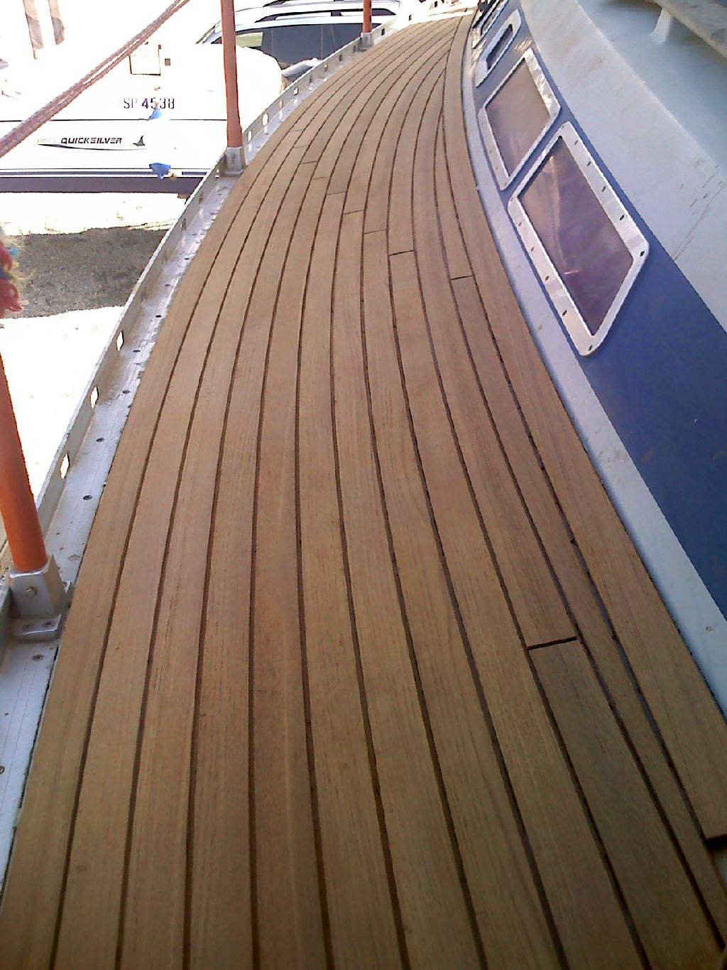 [Immagine: 2011101318445_11-07-09_1716.jpg]